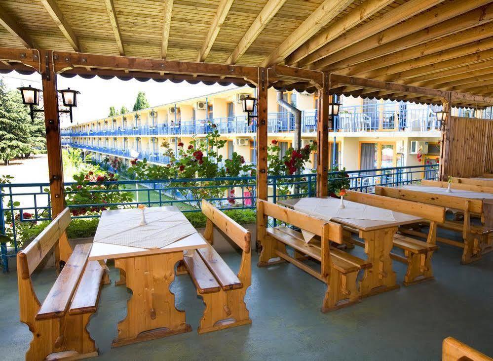 Continental Park Hotel Pantai Sunny Luaran gambar